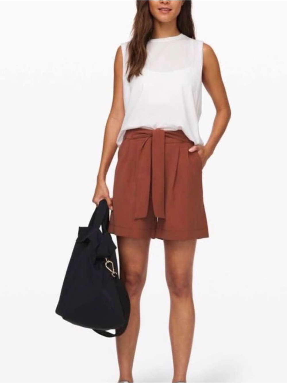 New Lululemon Noir 5.5 Shorts